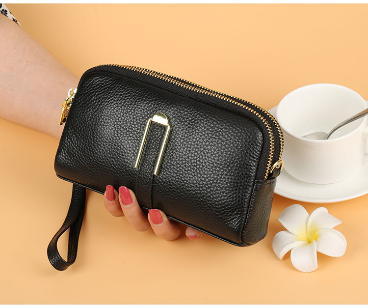 Metropolitan Elegance Tote Collection - Image 5