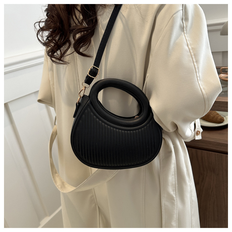 NanIce Signature Handbag - Image 15