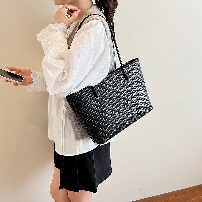 Woven Elegance Tote Collection - Image 10